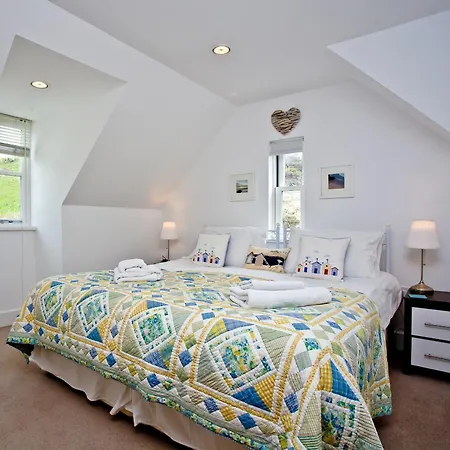 Apartment 9 The Whitehouse Mawgan Porth
